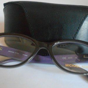 https://www.ebay.com/itm/353874335297#:~:text=Michael%20Kors%20Glasse%27s%20Fram